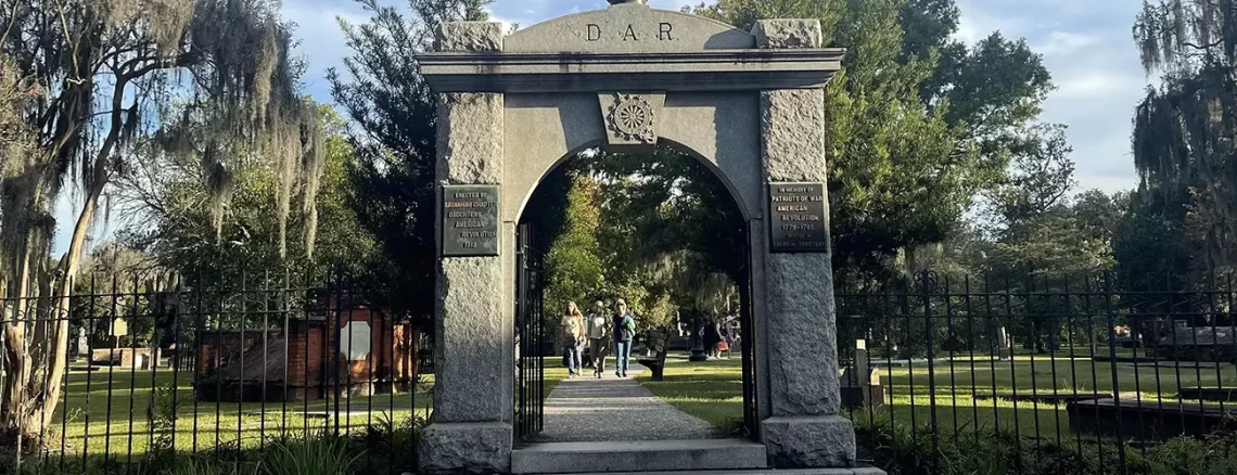 Savannah Georgia - Trails and Tap visiting Savannah GA
